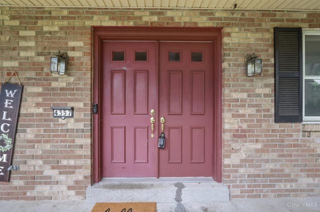 4357 Hubble Road, Green Twp, OH 45247