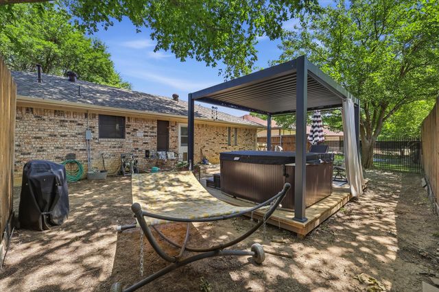 3213 Brooke Street, Denton, TX 76207