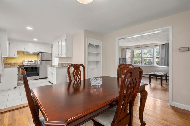 78 Mower St, Worcester, MA 01602