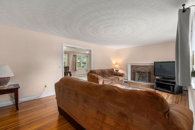 78 Mower St, Worcester, MA 01602