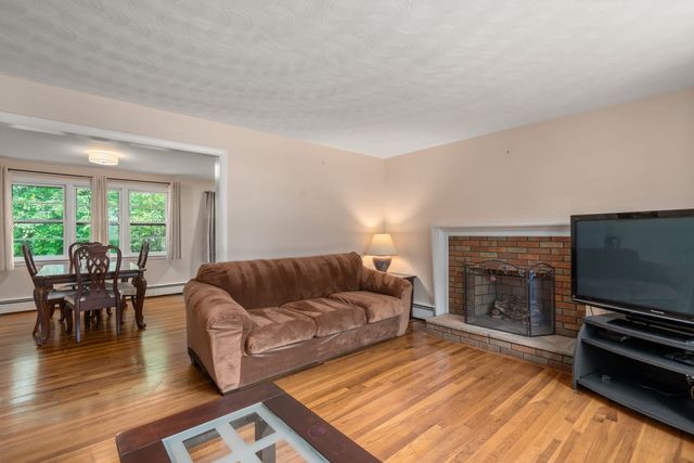 78 Mower St, Worcester, MA 01602
