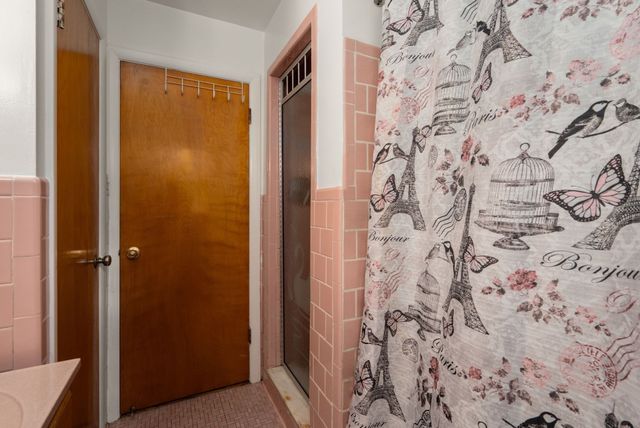 78 Mower St, Worcester, MA 01602
