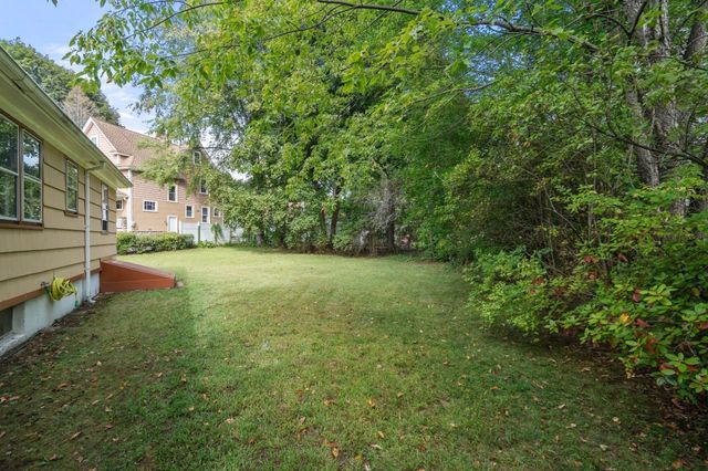 78 Mower St, Worcester, MA 01602