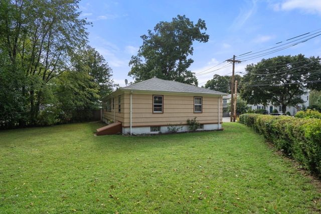 78 Mower St, Worcester, MA 01602