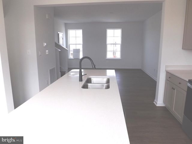 26 KIRBY CT, Bunker Hill, WV 25413