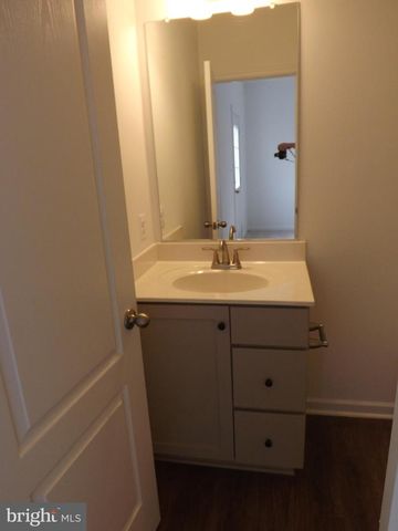 26 KIRBY CT, Bunker Hill, WV 25413