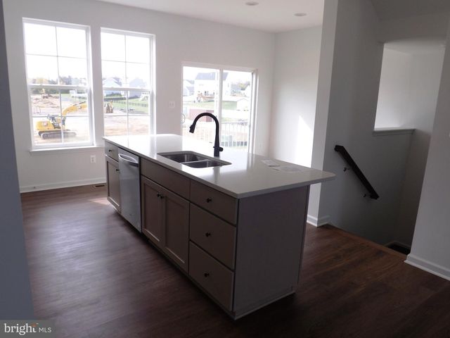 26 KIRBY CT, Bunker Hill, WV 25413