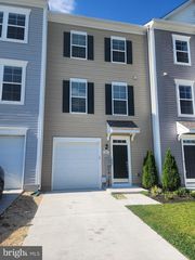 26 KIRBY CT, Bunker Hill, WV 25413