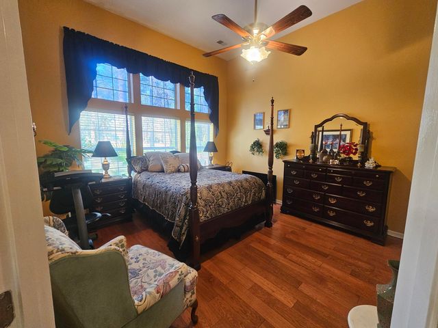 568 Pointe Of Oaks Road, Summerville, SC 29485