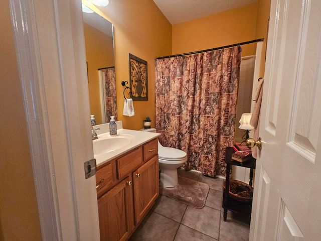 568 Pointe Of Oaks Road, Summerville, SC 29485