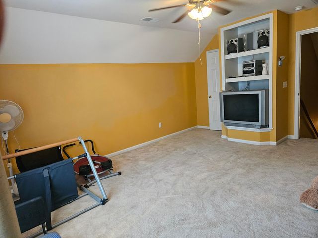 568 Pointe Of Oaks Road, Summerville, SC 29485