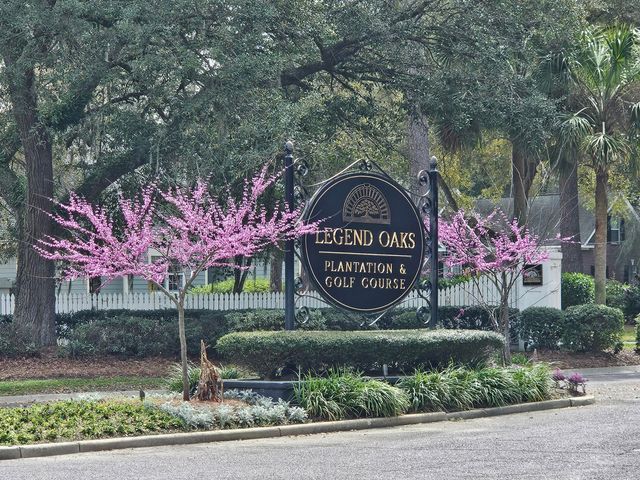 568 Pointe Of Oaks Road, Summerville, SC 29485