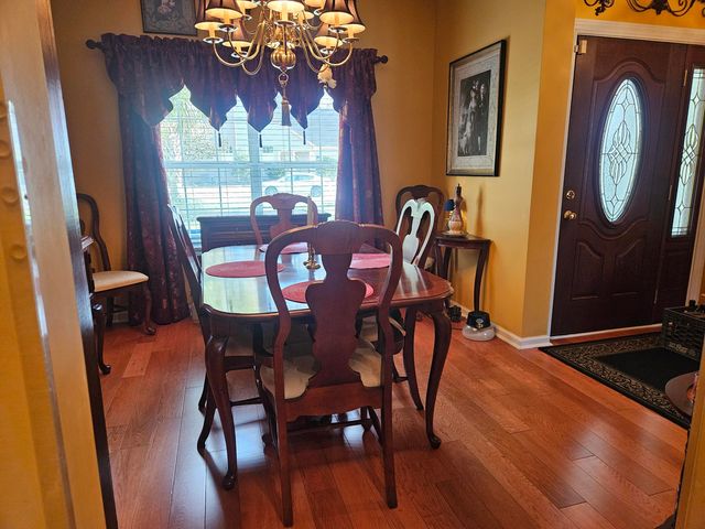 568 Pointe Of Oaks Road, Summerville, SC 29485