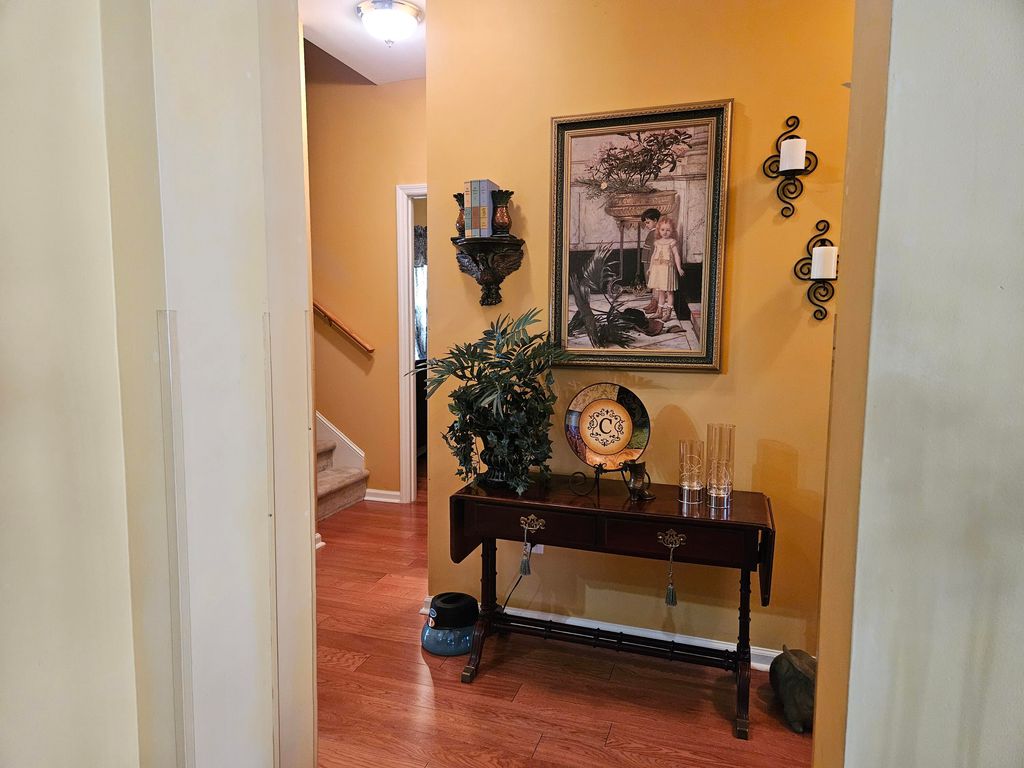 Image 16 of property listing at 568 Pointe Of Oaks Road, Summerville, SC 29485