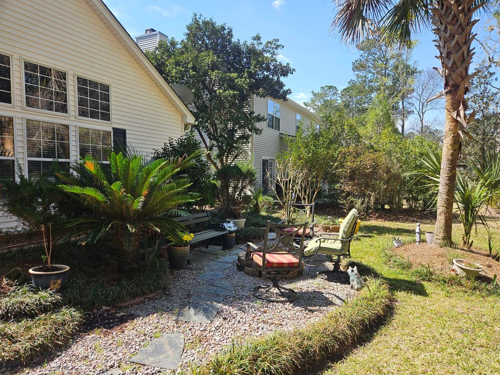 Image 35 of property listing at 568 Pointe Of Oaks Road, Summerville, SC 29485