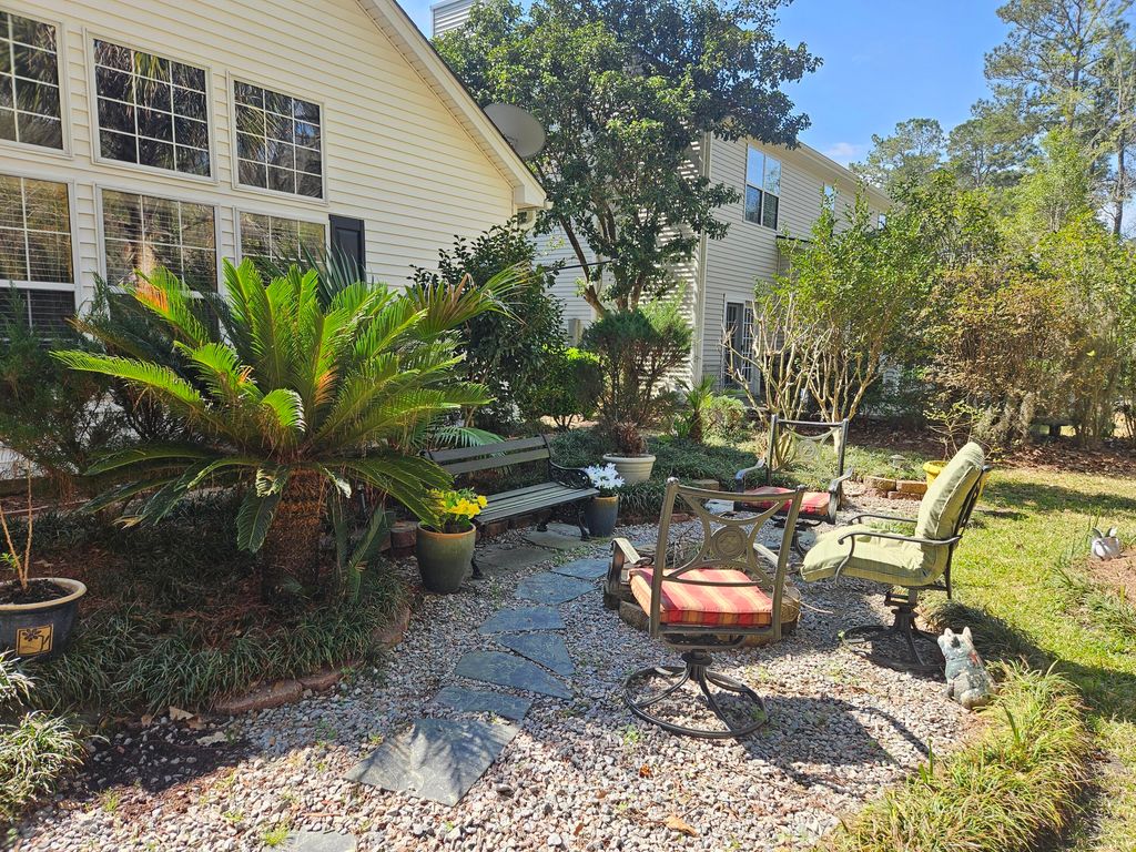 Image 36 of property listing at 568 Pointe Of Oaks Road, Summerville, SC 29485