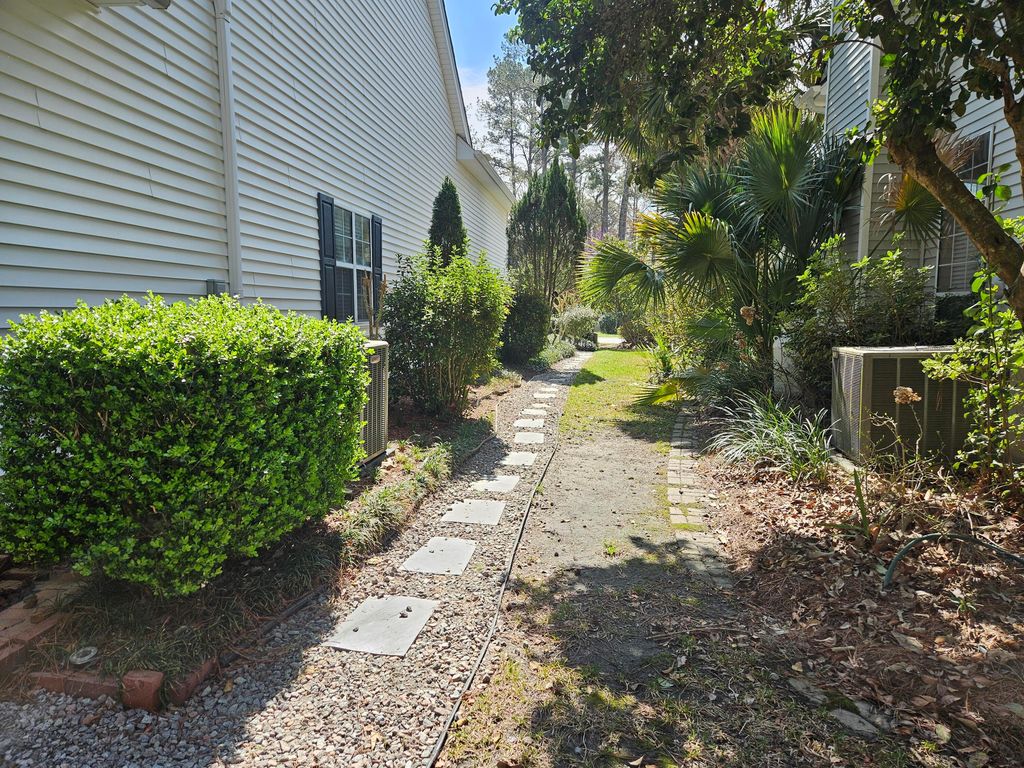 Image 38 of property listing at 568 Pointe Of Oaks Road, Summerville, SC 29485