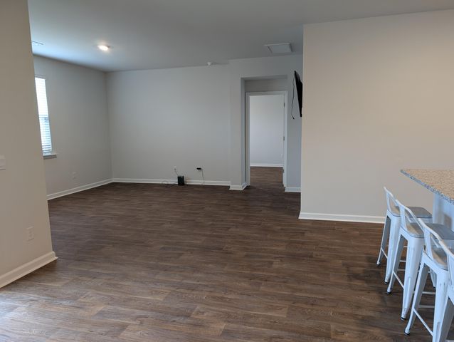 911 Woodside Creek Lane, Summerville, SC 29486