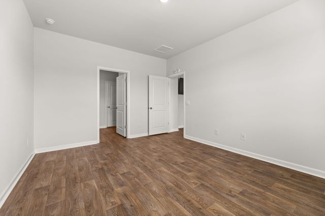 911 Woodside Creek Lane, Summerville, SC 29486