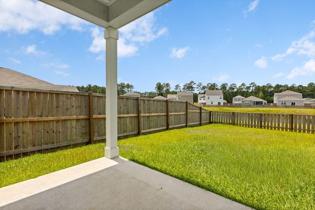911 Woodside Creek Lane, Summerville, SC 29486