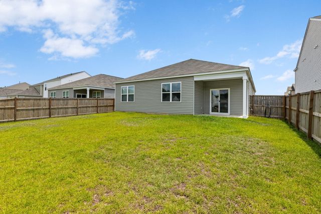 911 Woodside Creek Lane, Summerville, SC 29486