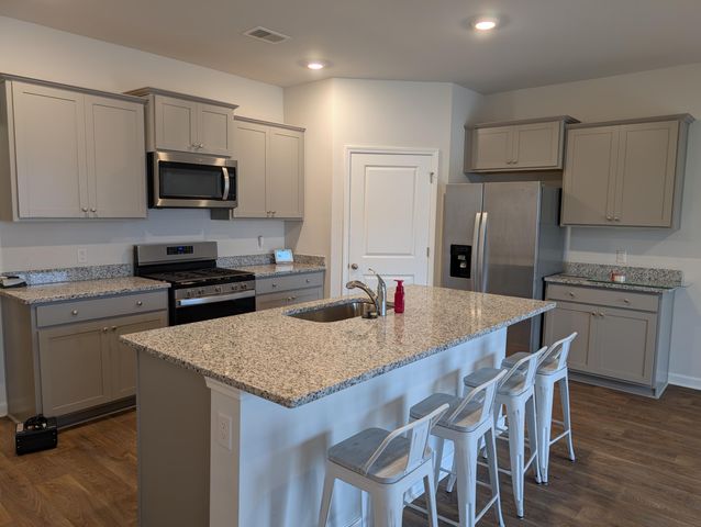 911 Woodside Creek Lane, Summerville, SC 29486