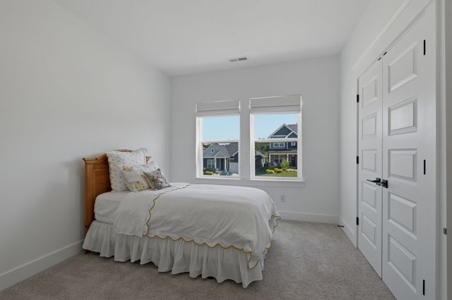 1084 Callaway Dr, Lebanon, TN 37087
