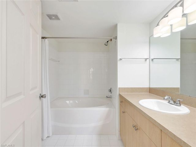 8659 River Homes LN # 1203, Bonita Springs, FL 34135