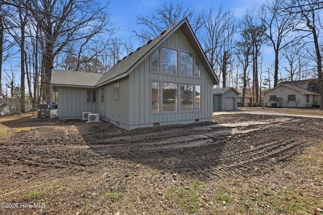 1804 Edgewood Drive, Elizabeth City, NC 27909