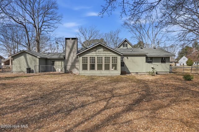 1804 Edgewood Drive, Elizabeth City, NC 27909