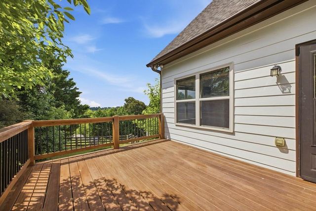 105 Arbor Hills Circle, Talking Rock, GA 30175