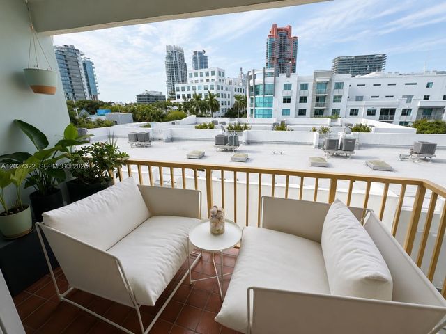 220 Washington Ave 5C, Miami Beach, FL 33139