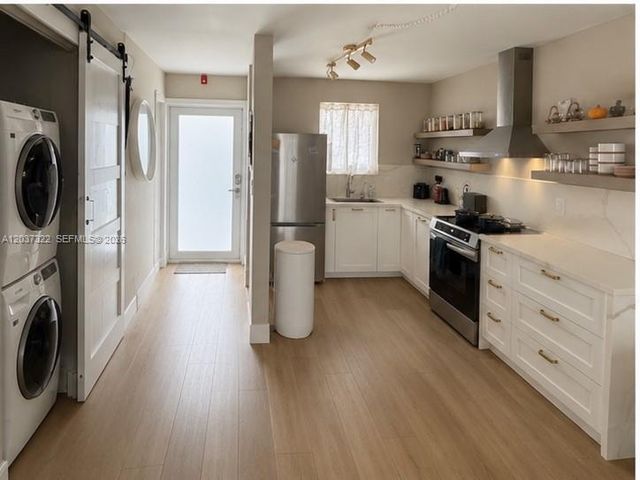 220 Washington Ave 5C, Miami Beach, FL 33139
