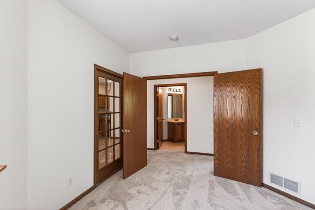 2162 Water Lilly Lane 1002, Eagan, MN 55122