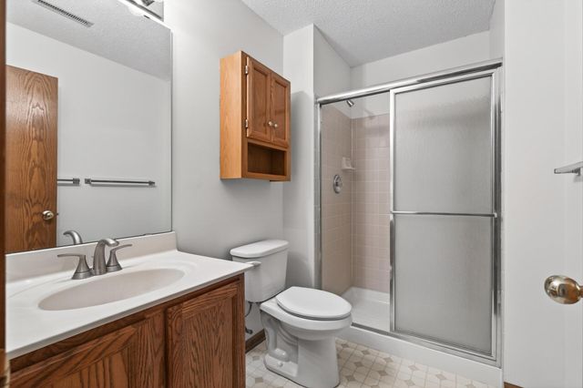 2162 Water Lilly Lane 1002, Eagan, MN 55122