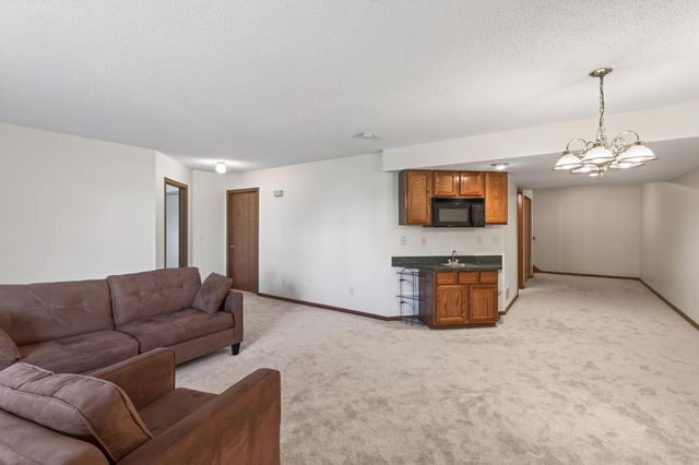 2162 Water Lilly Lane 1002, Eagan, MN 55122