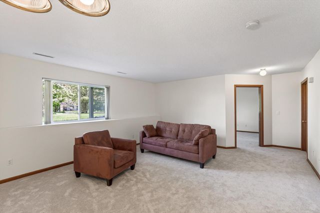 2162 Water Lilly Lane 1002, Eagan, MN 55122
