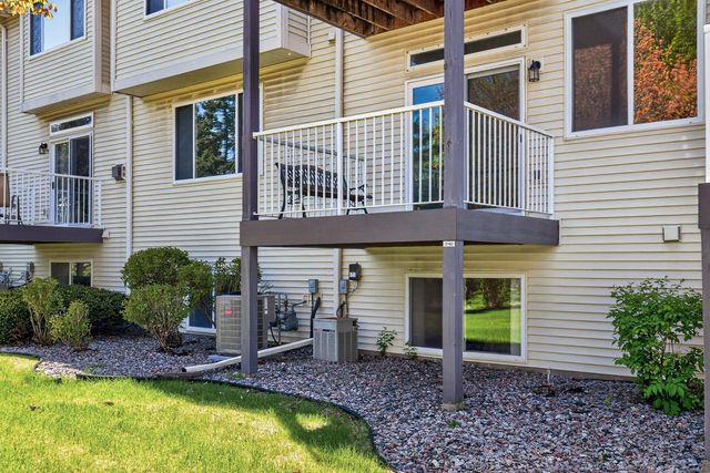 2162 Water Lilly Lane 1002, Eagan, MN 55122