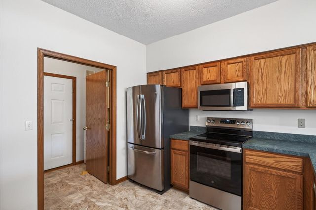 2162 Water Lilly Lane 1002, Eagan, MN 55122