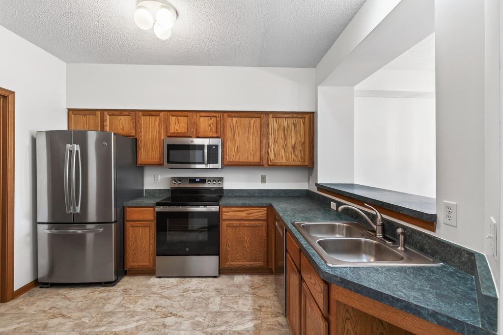 2162 Water Lilly Lane 1002, Eagan, MN 55122 — photo 5