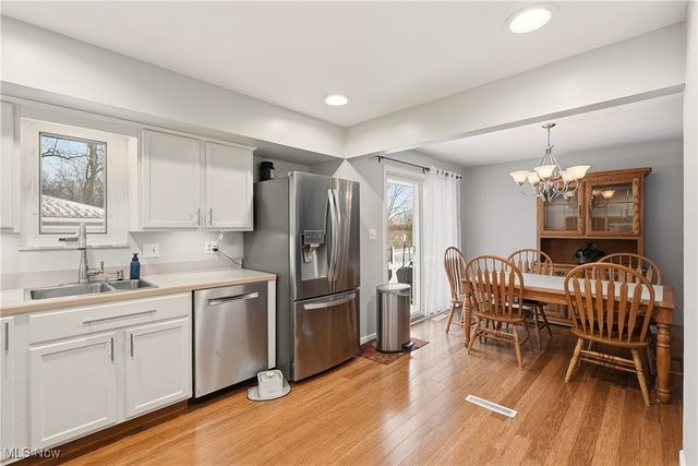 5905 Regency Drive, Parma, OH 44129