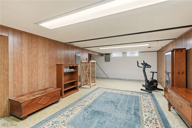 5905 Regency Drive, Parma, OH 44129