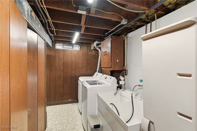 5905 Regency Drive, Parma, OH 44129