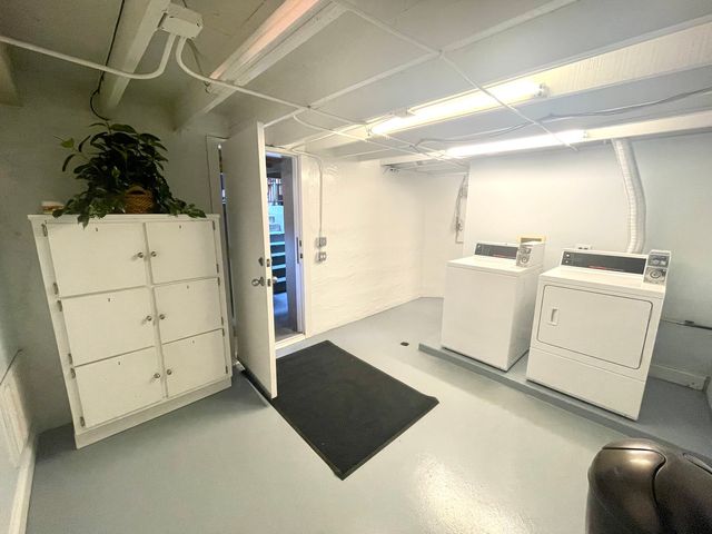 2543 W Iowa Street 3, Chicago, IL 60622