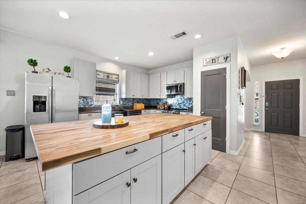 13213 Fiddlers Trail, Fort Worth, TX 76244