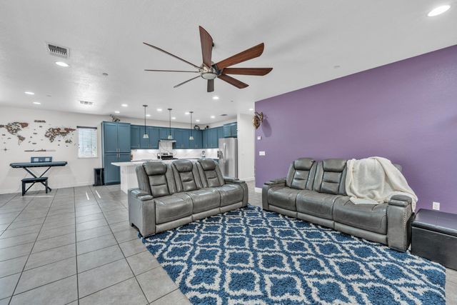 1433 Cummings Way, Folsom, CA 95630