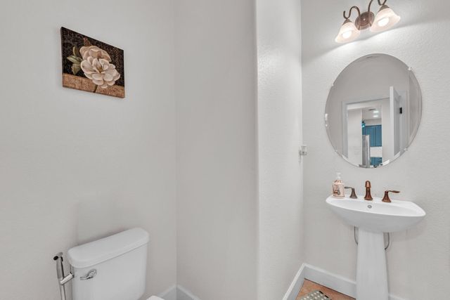 1433 Cummings Way, Folsom, CA 95630