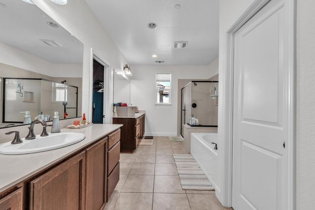 1433 Cummings Way, Folsom, CA 95630