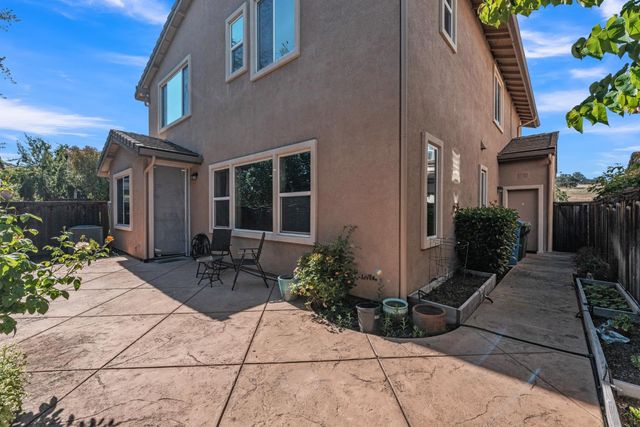 1433 Cummings Way, Folsom, CA 95630