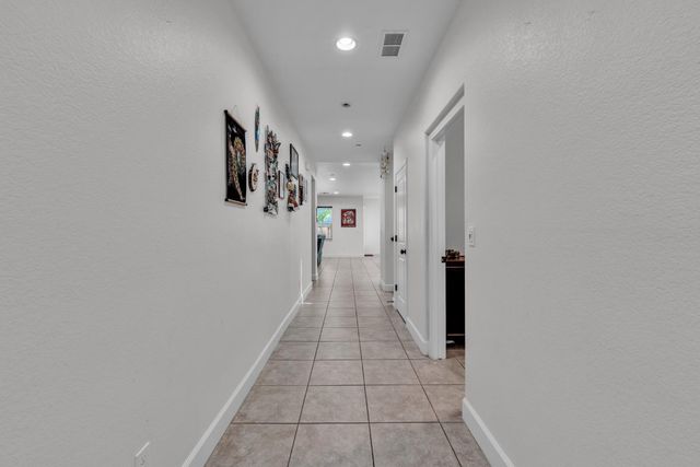 1433 Cummings Way, Folsom, CA 95630